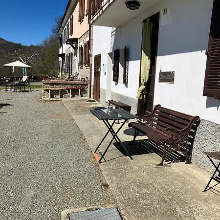 Casa Petra - Casa Tre Stelle - Casa Caneva - Ferien Fuer 6-14 Personen Casa de Férias Ponti