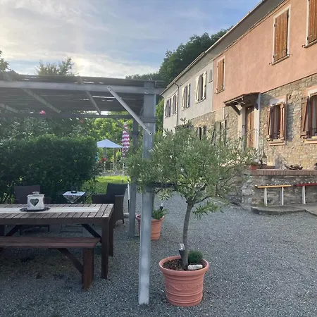 Casa de Férias Casa Petra - Casa Tre Stelle - Casa Caneva - Ferien Fuer 6-14 Personen Ponti