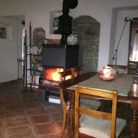 Casa Petra - Casa Tre Stelle - Casa Caneva - Ferien Fuer 6-14 Personen Casa de Férias Ponti